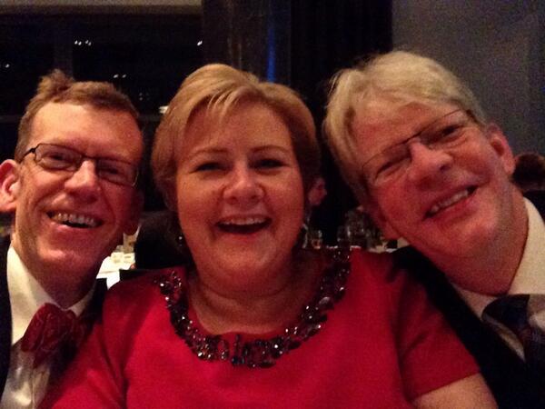 ArillRi's tweet image. Ha,ha. Obama,Thorning Schmidt og Cameron har fått konkurranse. RT “@kjetilba: Selfie. http://t.co/W7GGK6SBno”