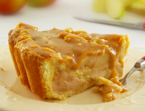 Tarte au pommes au caramel #CaramelApplePie #Caramel #Dessert #PostBadFoods__