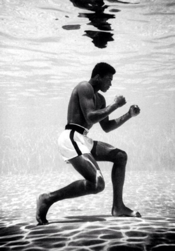rybotics's tweet photo. Muhammad Ali training underwater in Miami, 1961. http://t.co/aTXsmDu3JC