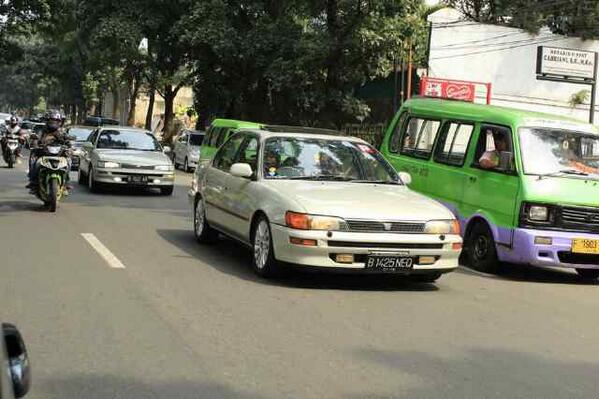 Heuheuheu RT <a href="/IwanRisdiyana/">Risdiyana iwan</a>: Ngeriiihh kalah ma angkot RT "<a href="/fairuzilham/">Boilham</a>: ngerriih RT <a href="/GCC_Tangerang/">Great Corolla Club</a>: <a href="/MahroezaliAli/">Mahroez </a>