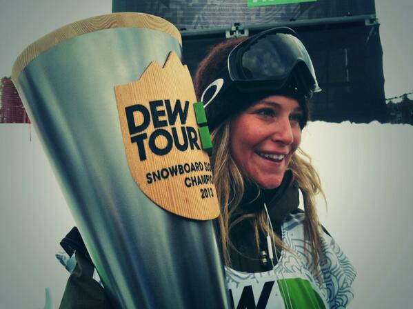 OakleyAction's tweet photo. .@Jme_Anderson started the @ussnowboarding qualification process with a bang, taking the Slopestyle win at @DewTour! http://t.co/v0HfOIqHi1