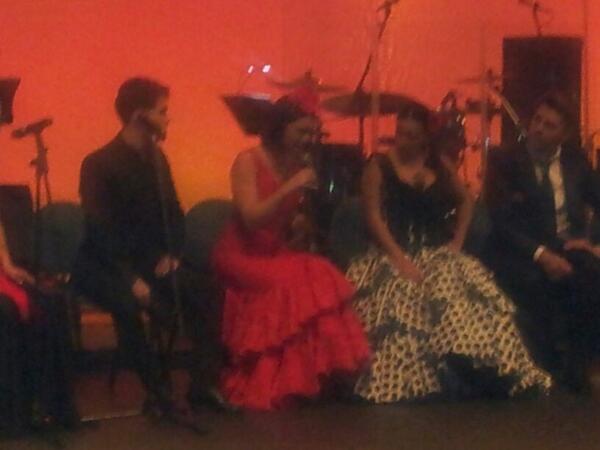 ClubdefansAlvar's tweet photo. Ronda flamenca @alvarodiazsc @AnaPilarCorral @MerinoCintia @MariaEspinoosa http://t.co/JWvOUxm63C