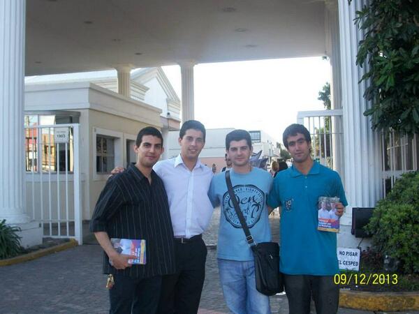 JProLaMatanza's tweet photo. Creciendo en La Matanza, de la mano de @jcastrilliok. La Juventud Avanza! http://t.co/35RtZDDcAU