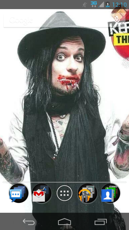 TheDefiledArmy's tweet image. Oh look! @stitch_d is my phone background....you've got a little something on your mouth...