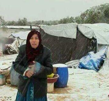 ontha_25's tweet photo. #سوريا_تتجمد قد هالدمع اللي تذرفين احنا في حقك مقصرين ()' http://t.co/ezp99yx9bZ