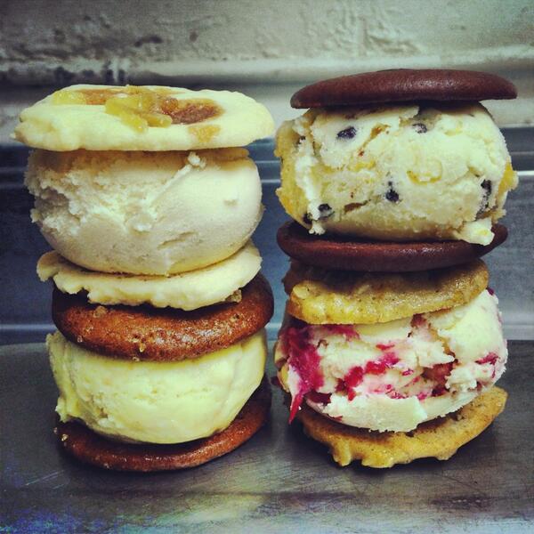Into giving the gift of ice cream sands? 6 for $25 <a href="/hawkersmarket/">H A W K E R S 🤘</a> tomorrow! Or delivery brownpaperpackages.ca/delivery/