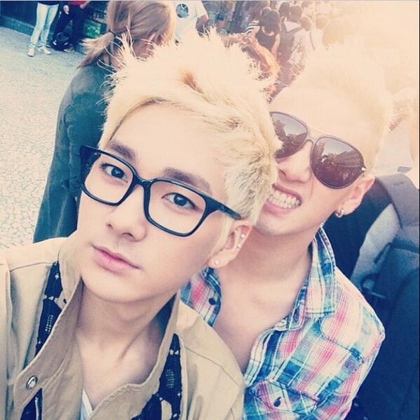 aronstagram's tweet photo. [update 131214] chillin in brazil... yeehbuddy #nuest #aron #baekho #curitibahello http://t.co/5vmDOtWx1O