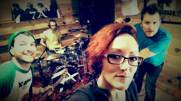RyanneNoelle7A's tweet photo. Friday night = @7thAscent band practice night! Follow us! &amp; RT for a follow!!! http://t.co/DIIENuHzgu
