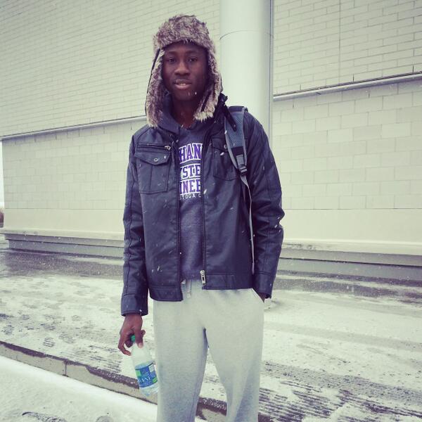 kashdady's tweet photo. Snow today http://t.co/TbD6Nrkj1D