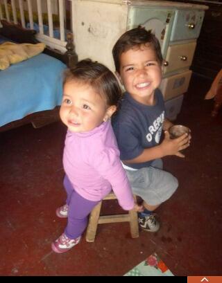 leo_aph's tweet photo. Hijos los amo con todo mi corazón son mi vida como los extraño son lo único que necesitó en mi vida http://t.co/LEzOo0e7vi
