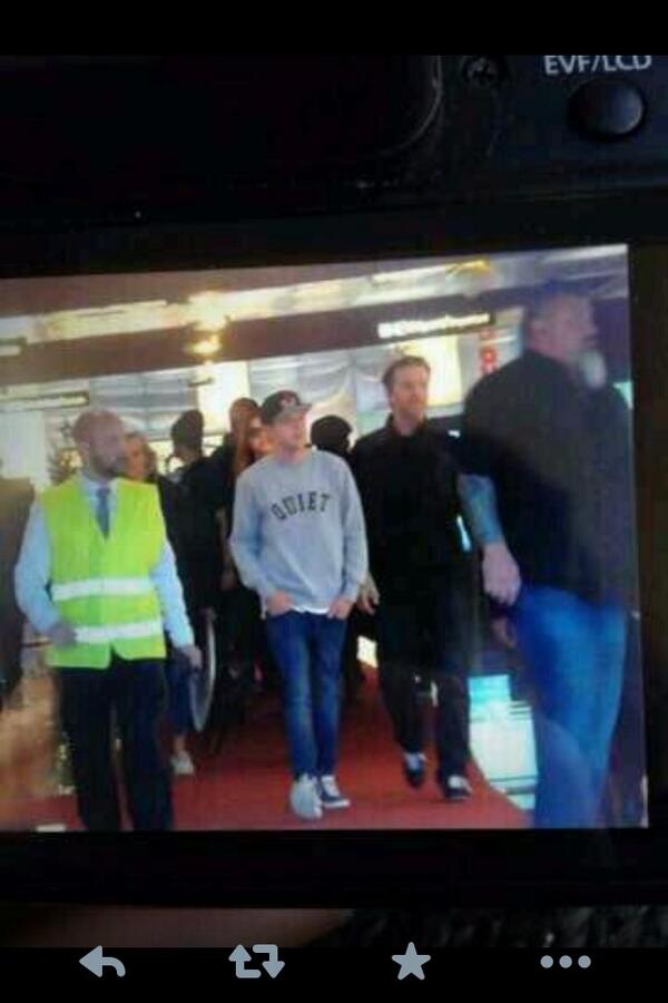 Barbara Palvin Fans tweet media