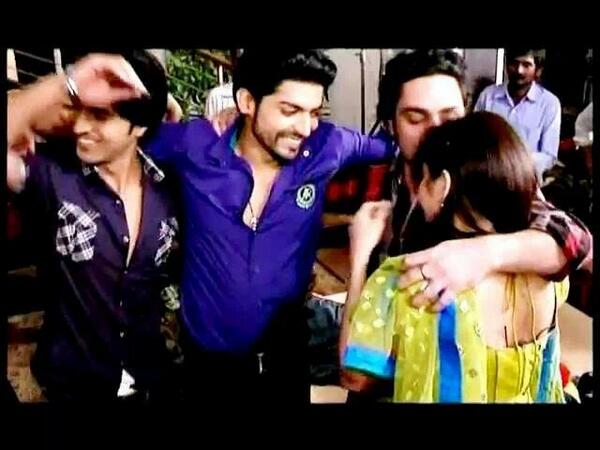 Embedded image permalink