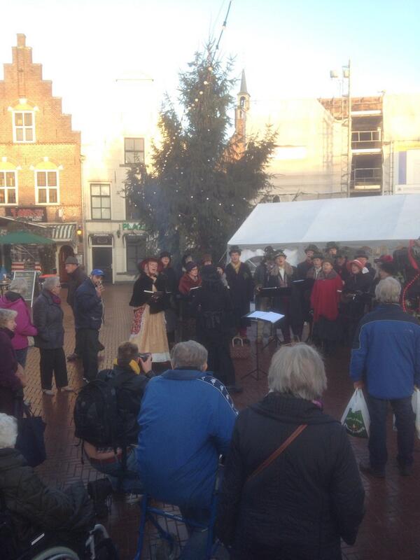 En we zijn begonnen ! Dickens kerst in <a href="/SteenwijkV/">SteenwijkVestingstad</a>