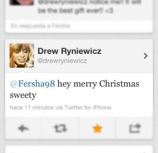 FershaLpz's tweet image. @drewryniewicz in a couple of days it's gonna be 2 years since this happen #Firstreply :')