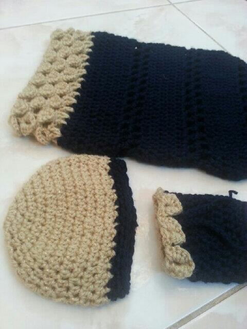 Crocheet200's tweet photo. طلبية مهاد ( كحلي و بيج لماع )♥ http://t.co/RHyX1hhzsQ