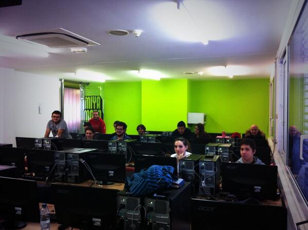 udit_es's tweet image. Aquí tenemos a Entropy Games #ESNEHackathon