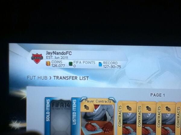 connorrsmith112's tweet photo. 50k Giveaway! RT and follow me and @XboxFifaWagerz to enter! Winner announced 5th January! GL. Twitter fucked up soz http://t.co/F2wNGhPPxY