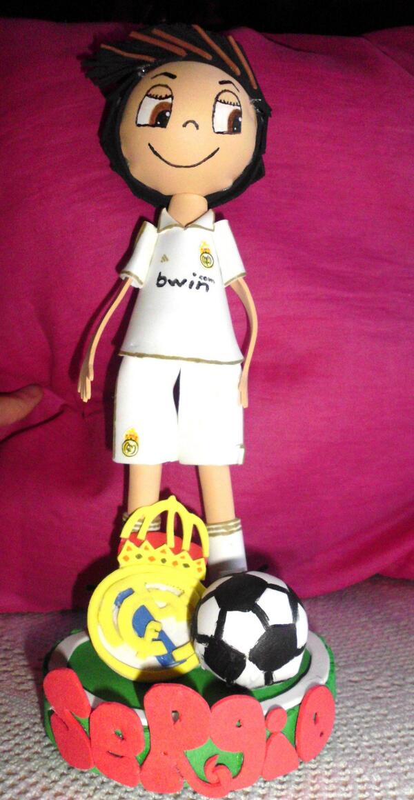 AthomeMade's tweet photo. CR7 http://t.co/0OM6Nvfpcu