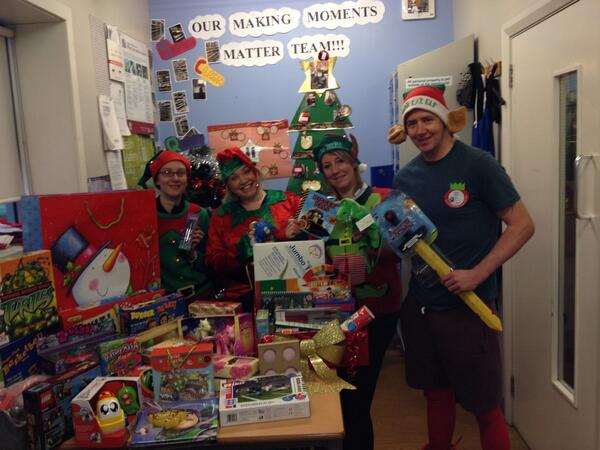 tesco6072's tweet photo. @Key103 kids christmas give a gift fantastic community spirit @MatthewSpeight1 @philwoodhouse #usingourscaleforgood http://t.co/bcNe3PckRi