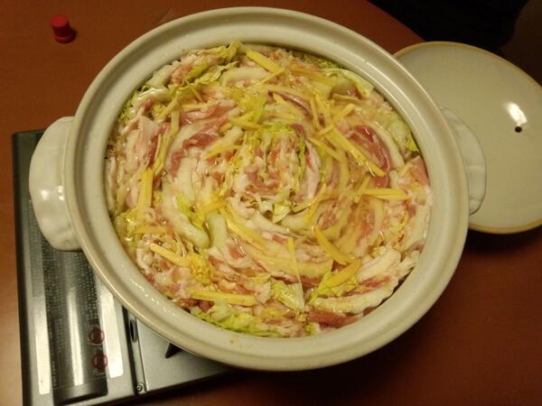MikiBiasion's tweet photo. 小栗くんのお鍋完成。
意外に、旨くできたな～ http://t.co/OkIzXtyFPN