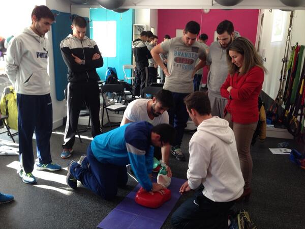 Curso práctico de Soporte Vital Básico y Desfibrilador Semiatomático para el examen NSCA-CPT