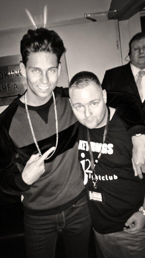 WarrenMarland92's tweet photo. @itstommystokes thanks for the picture nice meeting you @JoeyEssex_  hope to meet again :) http://t.co/qs9c19Dcao