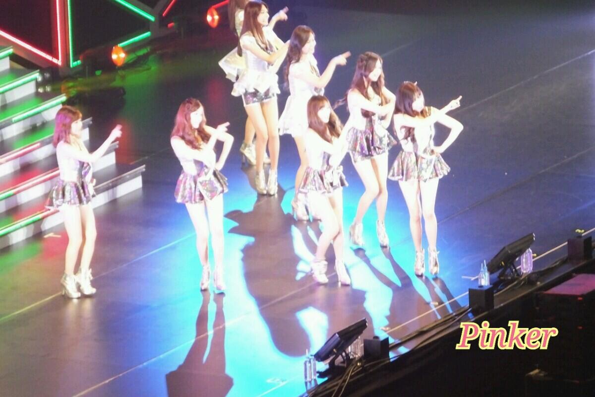[PIC][14-12-2013]SNSD biểu diễn "GIRLS' GENERATION Free Live "LOVE&PEACE"" tại Yokohama Arenavào hôm nay Bbcyz3PCIAEg5kJ