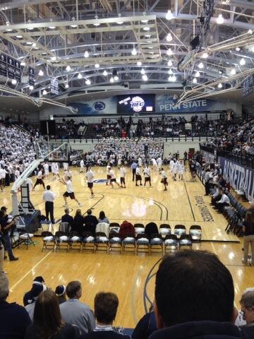 fuzzysnyder's tweet photo. @tlmorgan20 ...never thought I would be back at Rec!! Wish you were here buddy! http://t.co/OL7ryfNgq4