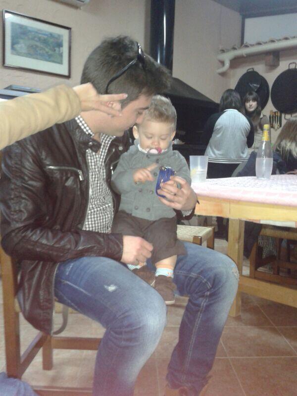 germanlir's tweet photo. @Antonyzb @aamaandaapm Metiendo presión!!!! El papi fiss ♡ http://t.co/EW0nB7fdTW