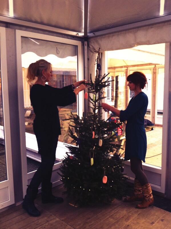 Boom met zeepjes voor <a href="/effeekdom/">Effe Ekdom</a> (Ekdoms Eetcafé) geheel in thema van <a href="/SeriousRequest/">3FM Serious Request</a> ! Top idee van <a href="/DIZAAIN/">Christien</a>