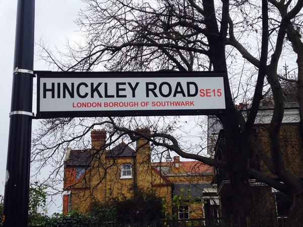 elhoad's tweet image. A blast from the past for my girls @clareym73 @NS_reflections @leabourne #happydays #wantmyoldlifeback!!