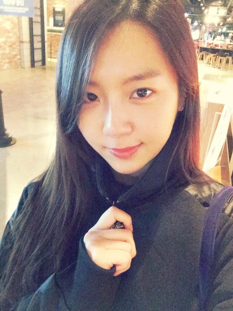 BbdG8UECcAETXiw.jpg:large