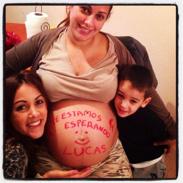 Tatituit's tweet photo. Los reyes nos dejaron ilusión antes de tiempo!!! Esperando al pequeño👶 http://t.co/1hyom4XdyA