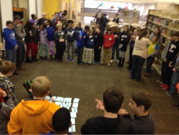 pefchattanooga's tweet photo. #CHA Middle Schoolers unplugged! #HourOfCode @TraceyCarisch  @setnstem @chattlibrary @engage3D @LampPostGroup http://t.co/EvvW6U41YI”