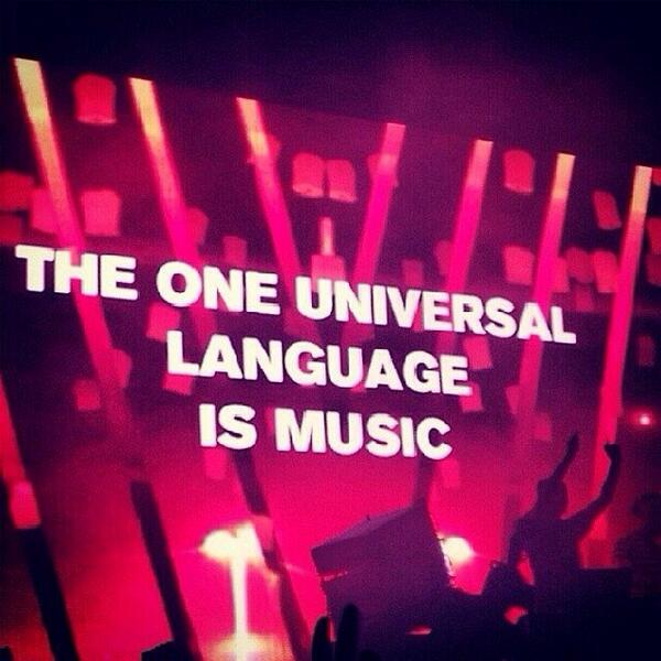 TexasEDMBabes's tweet photo. The one Universal Language is EDM http://t.co/5fRVJi2Bzk