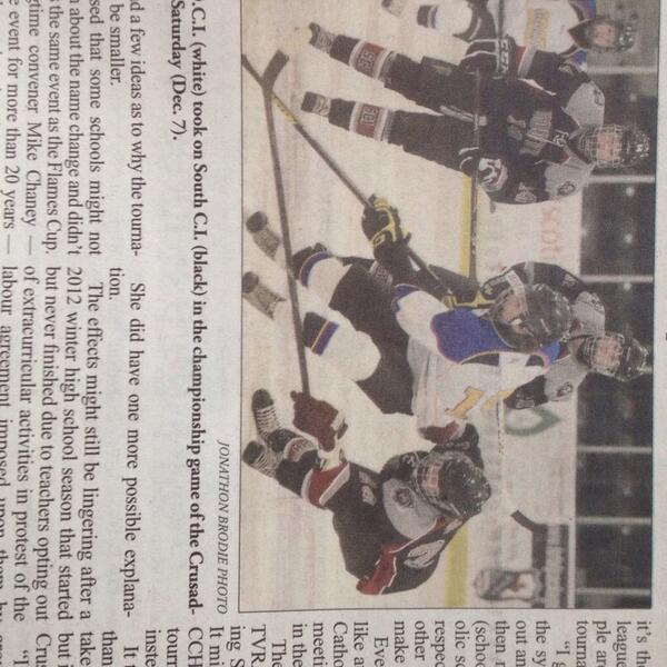 _Rdubs's tweet photo. Just holding down the paper. @ConnorThomson11 @CWILS_14 http://t.co/VS3nqAt5FJ