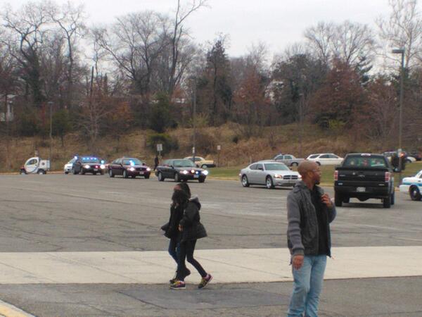 edgar_batenga's tweet photo. Operation Santa with Badge convoy coming to Northwestern for Lunch http://t.co/ZamKBjbmue