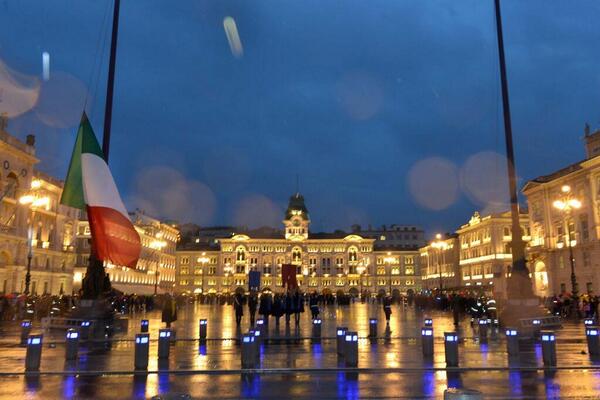 georgehenry47's tweet image. LOVE AND DEATH IN TRIESTE Mobsters, cops, spooks, Milo, Adara. Action!   thriller   viewBook.at/B00GGKZ8NW