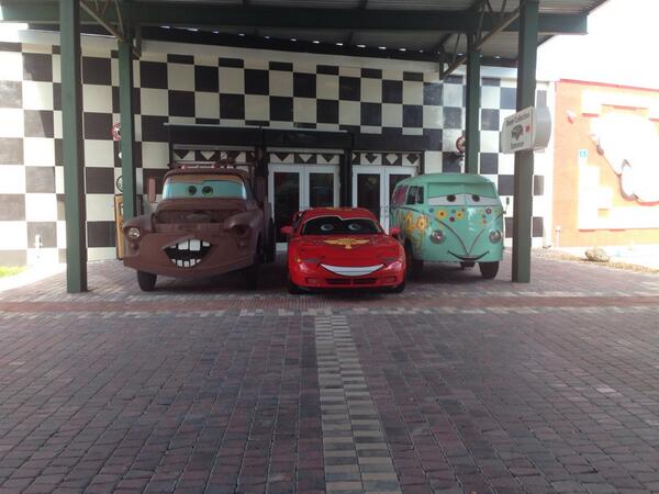 DezerAutoMuseum's tweet photo. Come see the gang get back together #Cars #TowMater #LighteningMcQueen #Fillmore #DezerCollection http://t.co/obT0VE5Ycj