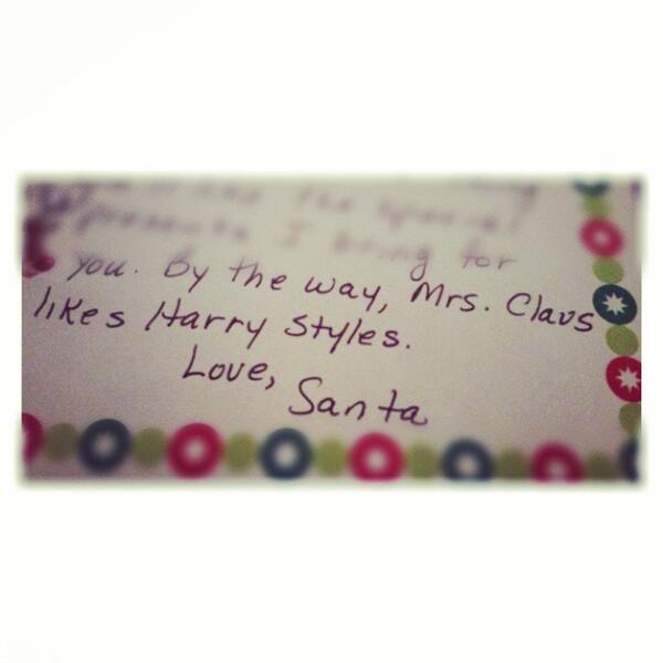 styles_vannah's tweet photo. oмg ι love тнιѕ ѕpecιal тιмe oғ year... love yoυ ѕo мυcн нarry💕 @harry_styles http://t.co/MgLXqMkmXM