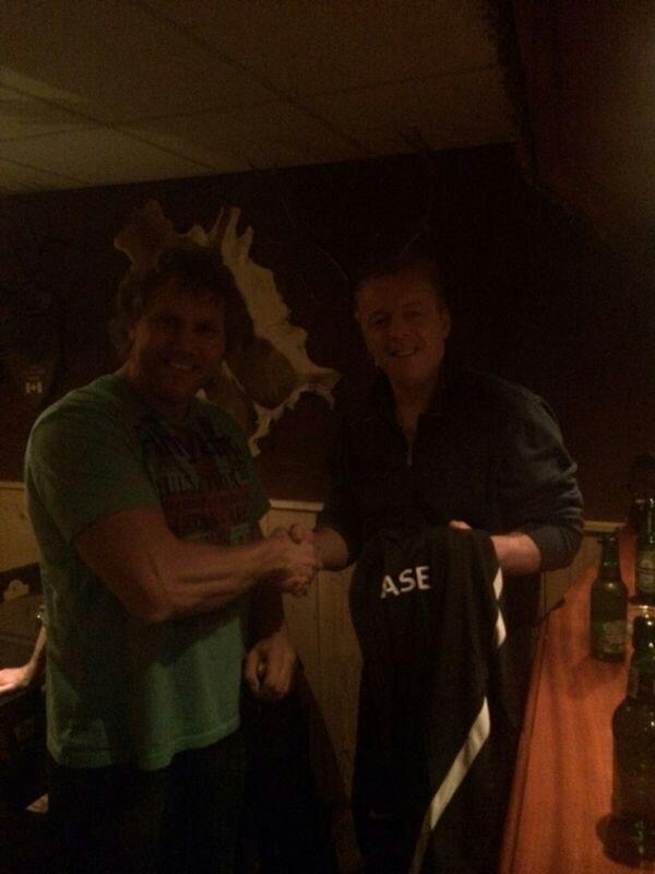 Seizoensafsluiting met <a href="/autoserviceemme/">AutoServiceEmmeloord</a> geslaagd seizoen met maar 1 nederlaag Gnodde komt weer terug <a href="/hobbyvoetbal/">hobbyvoetbal</a>