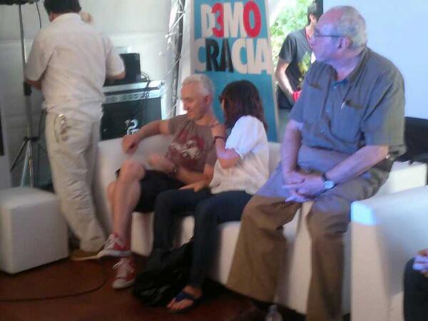 <a href="/andykusnetzoff/">Andy</a> en la jornada de la #d3m0cracia "democracia y medios de comunicacion"