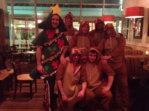 WappingHC's tweet photo. Chairman Stu-tree and the M6 reindeer invite the club to @bar_cape Xmas fun! http://t.co/4ncVvfYjpr