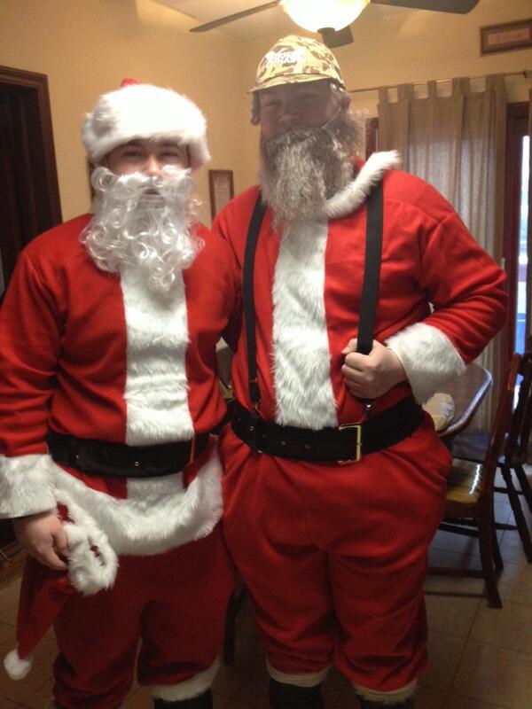 TonyGoffredo's tweet photo. #Santa'sgotabrandnewbag http://t.co/T4JZdu0WDb