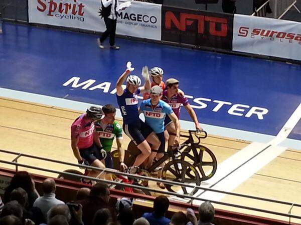 planetxbikes's tweet photo. Sprint final ready to go at #spadgers 6day http://t.co/rJ7W1uFcqk
