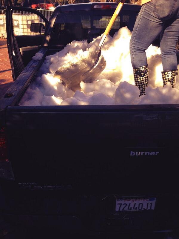 SF SantaCon tweet media