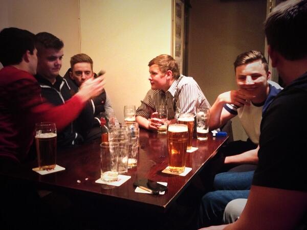 Jladams1212's tweet image. @rossGH8 is back!!! The boys are back!! #wouldntbeanywhereelse #beentoamerica #ranamarathon #iownatruck