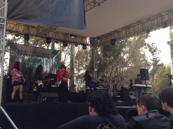 ChilanRockFest's tweet photo. RT @VosotrosOficial: On stage en @ChilanRockFest el 14 de diciembre en el Foro Sol http://t.co/hEnzhPzjTT