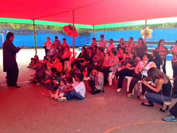 aspeh's tweet photo. Celebración por Navidad de la Asociación Peruana de la Hemofilia http://t.co/QNAssW37T3