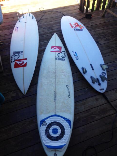 Quiksilver's tweet photo. Kelly's caddy Belly keeps the play by play coming: Weapons of choice #onlykellycan #bellysblog @kellyslater http://t.co/X7vguY7fXV
